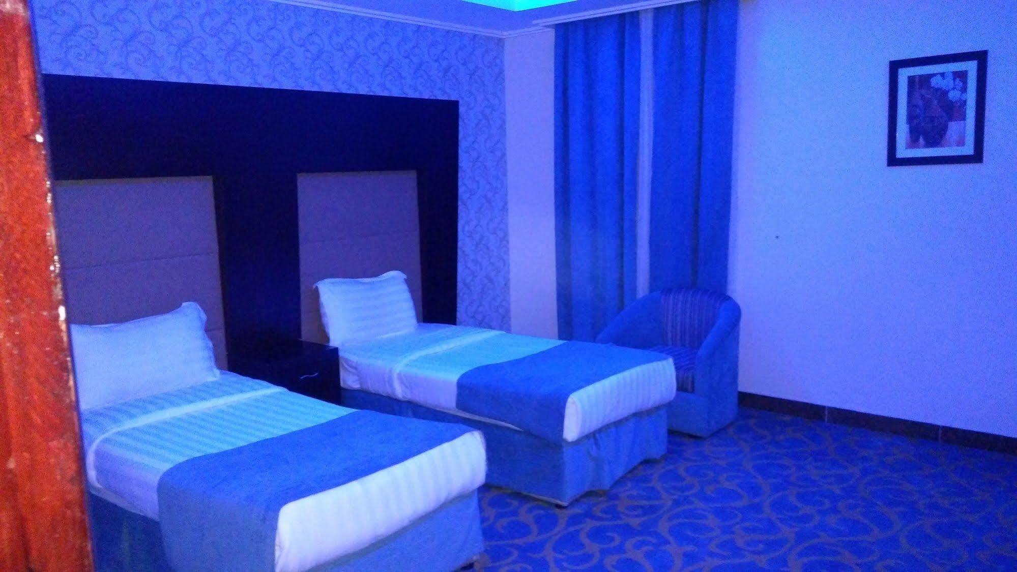 قصر اليمامة للاجنحة الفندقية-ينبع Yanbu Exterior photo